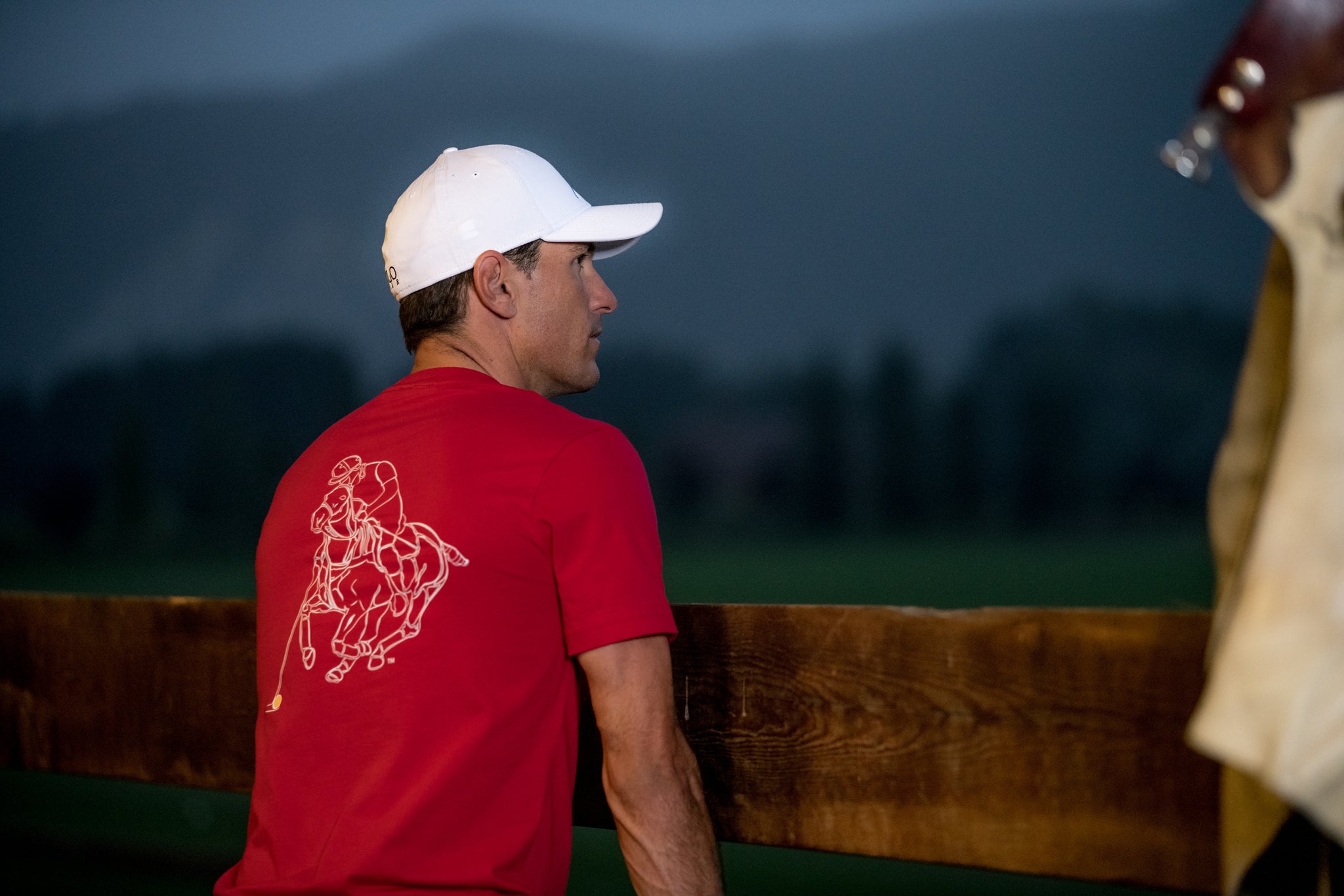 T Shirt-Bold Back Player Logo