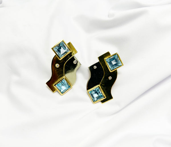 TOH - Earrings "Idea" Blue Topaz set with Diamonds